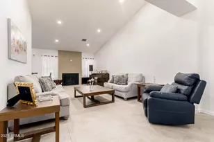 13613 S 37th St, Phoenix, AZ 85044 - Photo 14