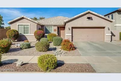 10322 W Roanoke Avenue, Avondale, AZ 85392 - Photo 1