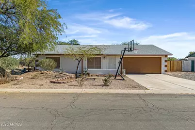14075 S Avalon Road, Arizona City, AZ 85123 - Photo 1