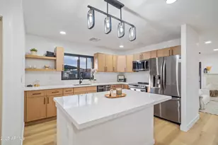 5528 N 39th Dr, Phoenix, AZ 85019 - Photo 1