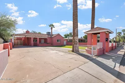 2741 E Brill Street, Phoenix, AZ 85008 - Photo 1