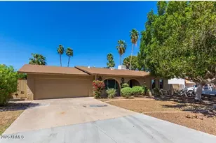 2502 E Sahuaro Dr, Phoenix, AZ 85028 - Photo 1