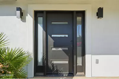 2416 E Piestewa Peak Drive, Phoenix, AZ 85016 - Photo 2