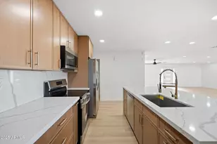 2416 E Piestewa Peak Dr, Phoenix, AZ 85016 - Photo 10