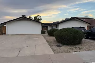 7130 N 54th Ave, Glendale, AZ 85301 - Photo 1