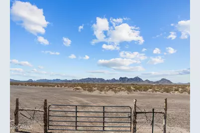 39003 Avenue 41 East -- E #-, Salome, AZ 85348 - Photo 1