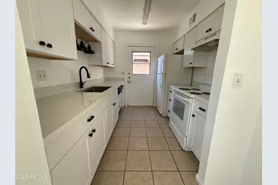 834 N Cherry -- 202 #202, Mesa, AZ 85201 - Photo 1