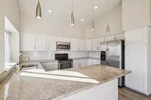 14455 S 43rd Pl, Phoenix, AZ 85044 - Photo 1