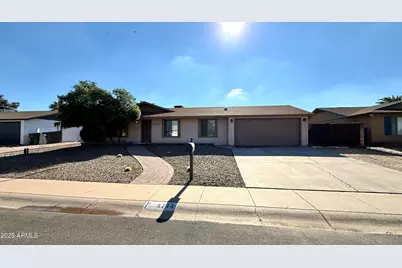 3733 E Charter Oak Road, Phoenix, AZ 85032 - Photo 1