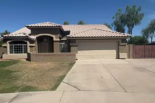 918 S San Joaquin Ct, Gilbert, AZ 85296 - Photo 1