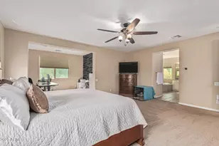 3615 E Salter Dr, Phoenix, AZ 85050 - Photo 12