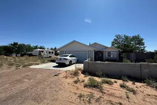 201 Blue Sage St, Holbrook, AZ 86025 - Photo 1
