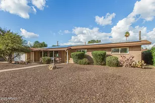 220 W Seminole Dr, Phoenix, AZ 85023 - Photo 1