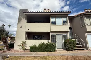 1820 E Morten Ave, Phoenix, AZ 85020 - Photo 1