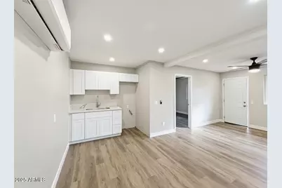 513 E Hatcher Road #6, Phoenix, AZ 85020 - Photo 1