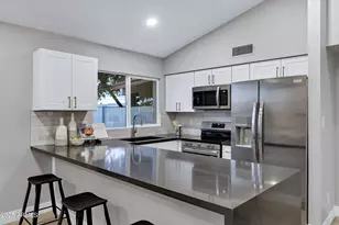 9118 N 68th Ln, Peoria, AZ 85345 - Photo 1