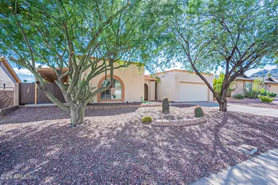 4353 E Pearce Road, Phoenix, AZ 85044 - Photo 1