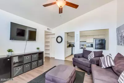 525 N May Street #10, Mesa, AZ 85201 - Photo 1