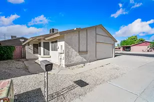 2602 W Winchcomb Dr, Phoenix, AZ 85023 - Photo 1