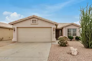 1365 E Runaway Bay Dr, Chandler, AZ 85249 - Photo 1