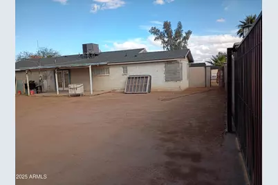 901 N Coolidge Avenue, Casa Grande, AZ 85122 - Photo 1