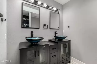 3619 W Griswold Road, Phoenix, AZ 85051 - Photo 30