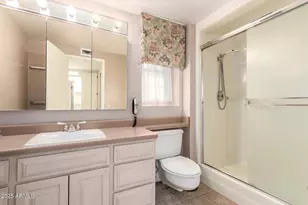 10102 W Concho Cir, Sun City, AZ 85373 - Photo 22