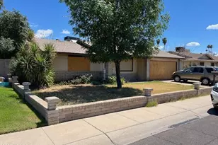 9827 N 47th Dr, Glendale, AZ 85302 - Photo 1