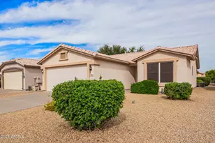 1464 E Runaway Bay Dr, Chandler, AZ 85249 - Photo 1