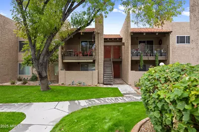 5525 E Thomas Road #M11, Phoenix, AZ 85018 - Photo 1