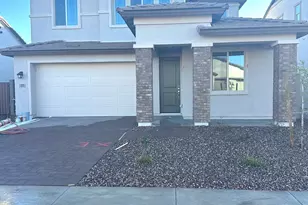 777 W Sparrow Dr, Queen Creek, AZ 85140 - Photo 1