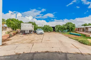 6538 W Hatcher Rd, Glendale, AZ 85302 - Photo 1