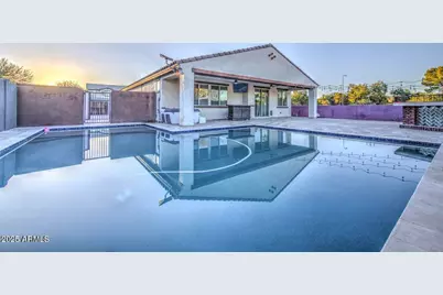 6815 S 19th Lane, Phoenix, AZ 85041 - Photo 1