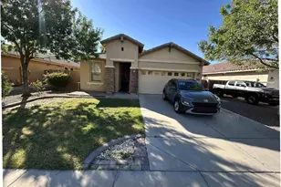 2747 E Clifton Ave, Gilbert, AZ 85295 - Photo 1