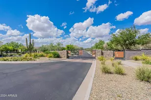 4621 E Walter Way, Phoenix, AZ 85050 - Photo 1