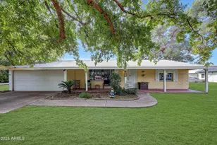 2917 E Highland Ave, Phoenix, AZ 85016 - Photo 1