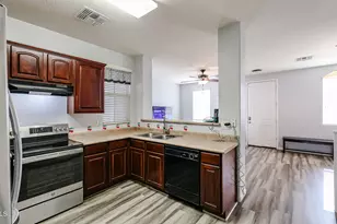 10040 W Kingman St, Tolleson, AZ 85353 - Photo 1