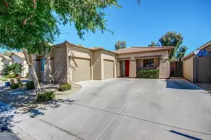 934 E Madeline Dr, Chandler, AZ 85225 - Photo 1