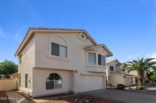 3741 E Taro Ln, Phoenix, AZ 85050 - Photo 1