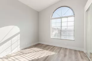 7784 W Sierra Vista Dr, Glendale, AZ 85303 - Photo 32