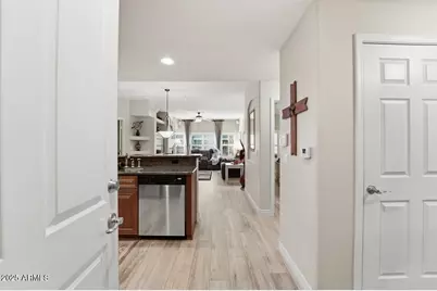 5350 E Deer Valley Drive #1399, Phoenix, AZ 85054 - Photo 1