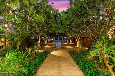 6166 N Scottsdale Road #B2008, Paradise Valley, AZ 85253 - Photo 1