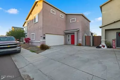 1030 E Odeum Lane, Phoenix, AZ 85040 - Photo 1