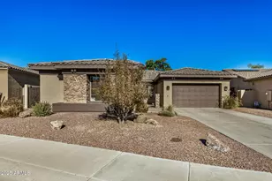 1836 E Desert Ln, Phoenix, AZ 85042 - Photo 1