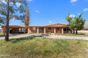 23380 W Gold Dollar Ln, Congress, AZ 85332 - Photo 1