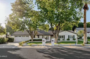 4826 N 34th Pl, Phoenix, AZ 85018 - Photo 1