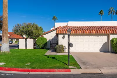 5752 N Scottsdale Road, Paradise Valley, AZ 85253 - Photo 1