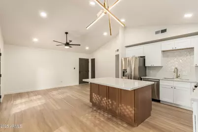4822 W Northern Avenue, Glendale, AZ 85301 - Photo 1