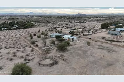 34040 W Lower Buckeye Road, Tonopah, AZ 85354 - Photo 1