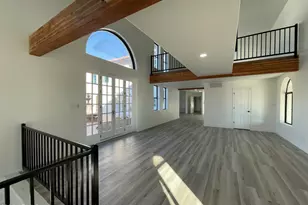 8200 W Orangewood Ave, Glendale, AZ 85303 - Photo 18
